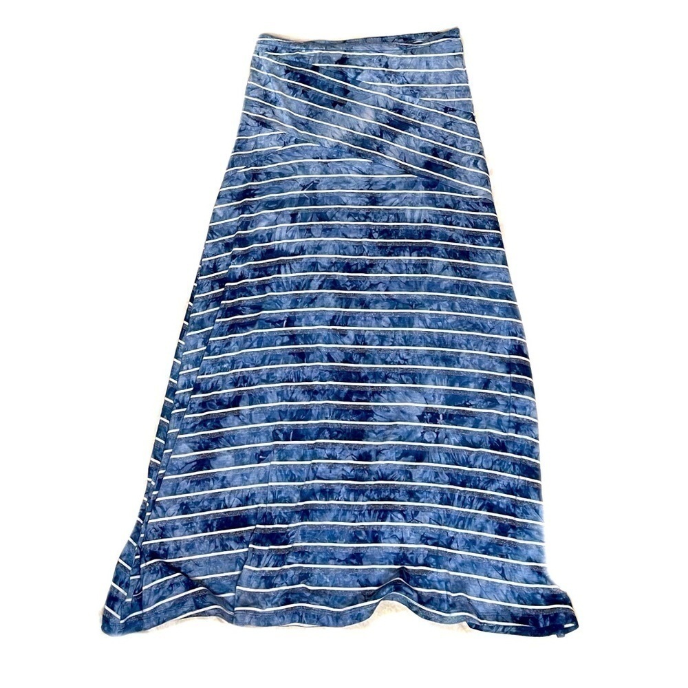 𝅺LIVE and let live blue maxi tie dye white striped skirt